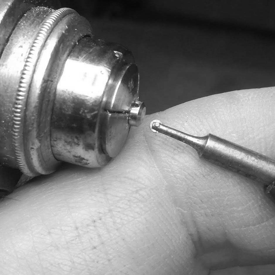 Turning the minute hub around (after parting), and creating the countersink in the middle which will be polished.